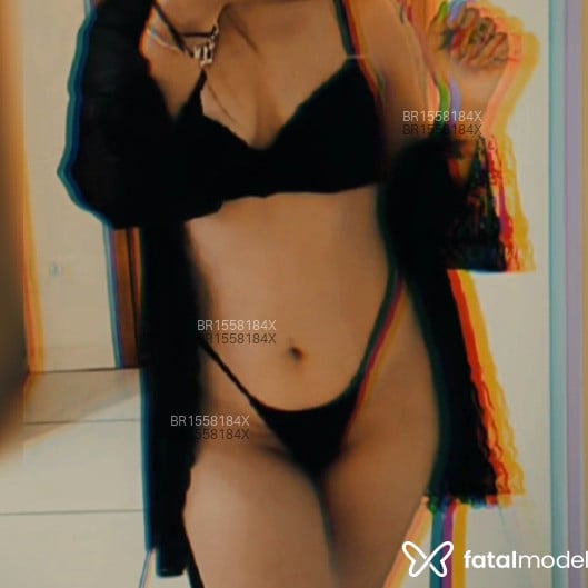 Acompanhante Íriz Rezende - Feed