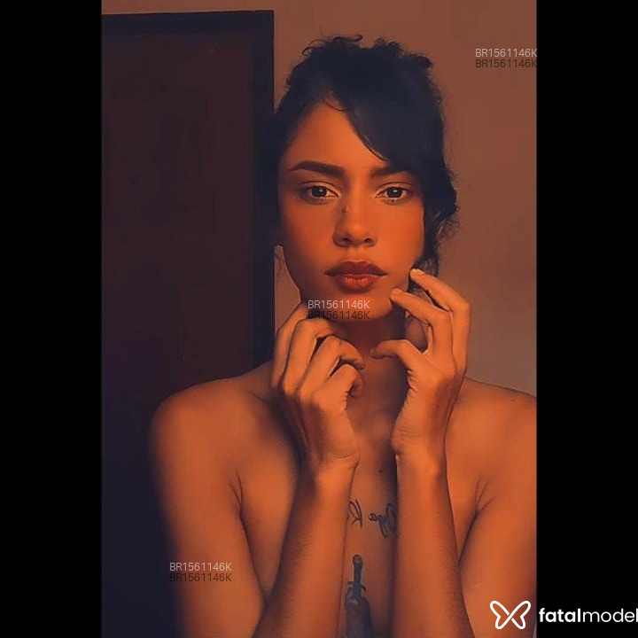 Acompanhante Emilly - Feed