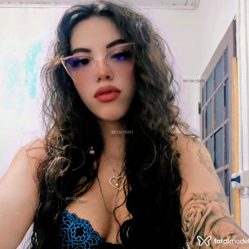 Acompanhante Anitta - Feed