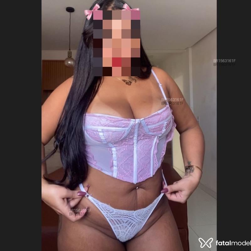 Acompanhante Looma Castro - Feed