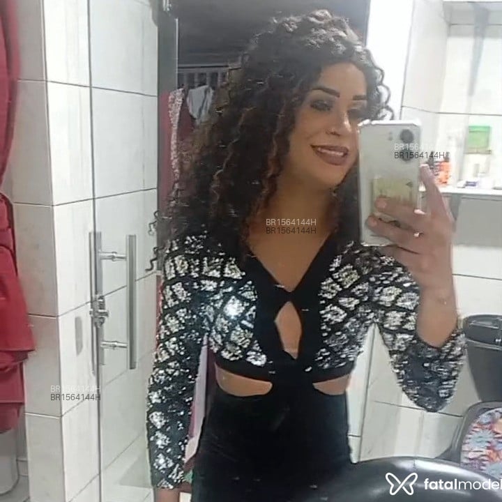 Acompanhante Beatrice - Feed