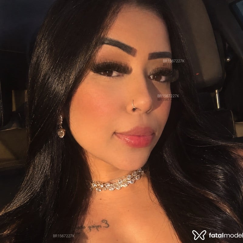 Acompanhante Bella - Feed
