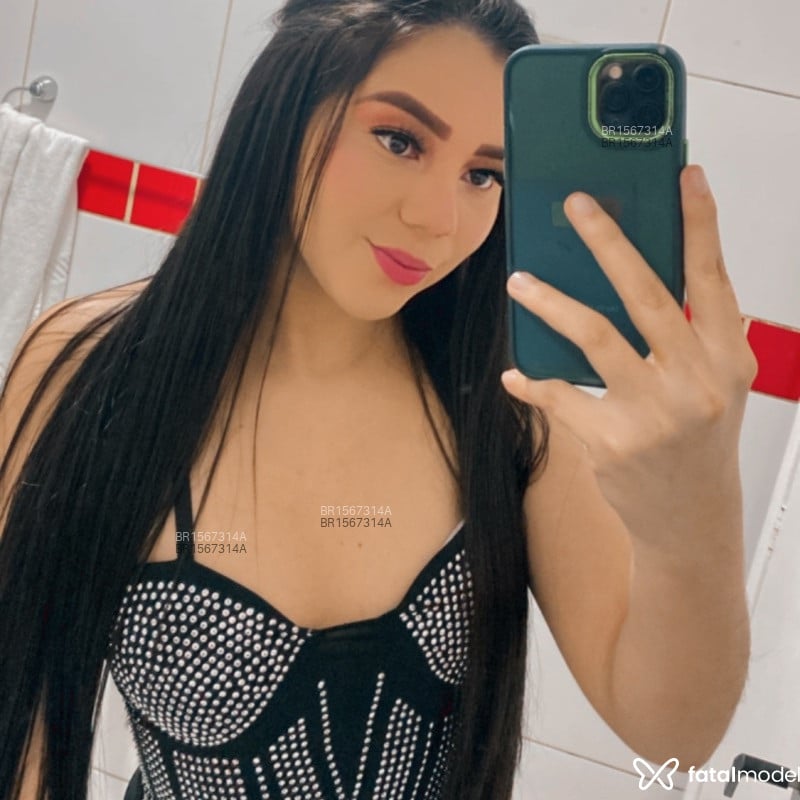 Acompanhante Lia - Feed
