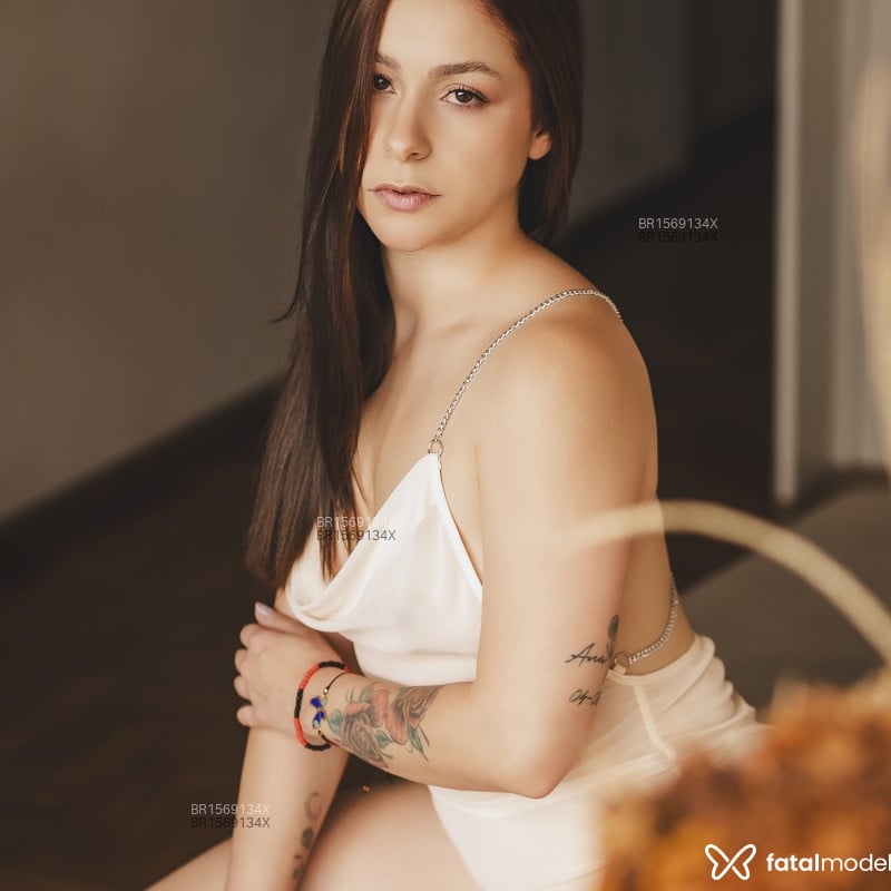 Acompanhante NICOLE LIN - Feed