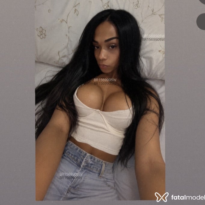 Acompanhante Rafaella Muller - Feed