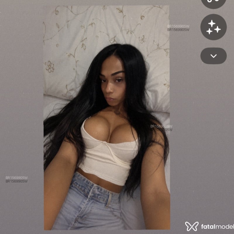 Acompanhante Rafaella Muller - Feed