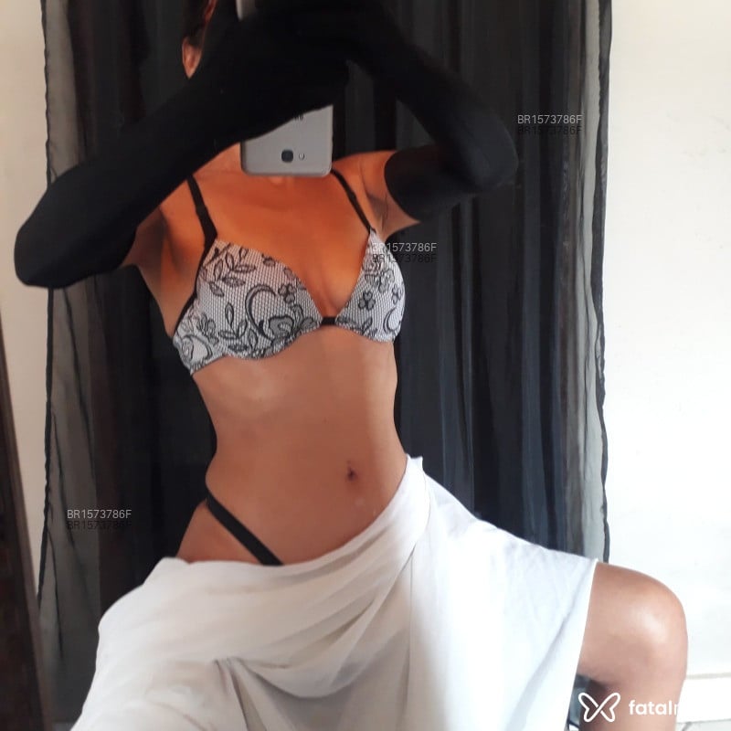 Acompanhante Manu Aires - Feed