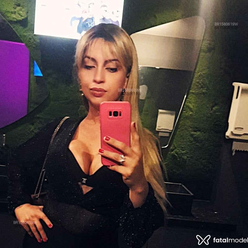 Acompanhante Faby Muniz - Feed