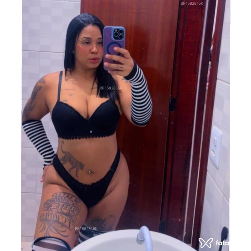 Acompanhante Vitória Souza - Feed