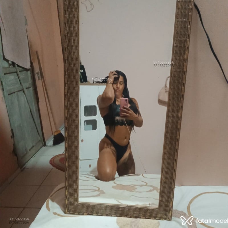 Acompanhante Samantha - Feed