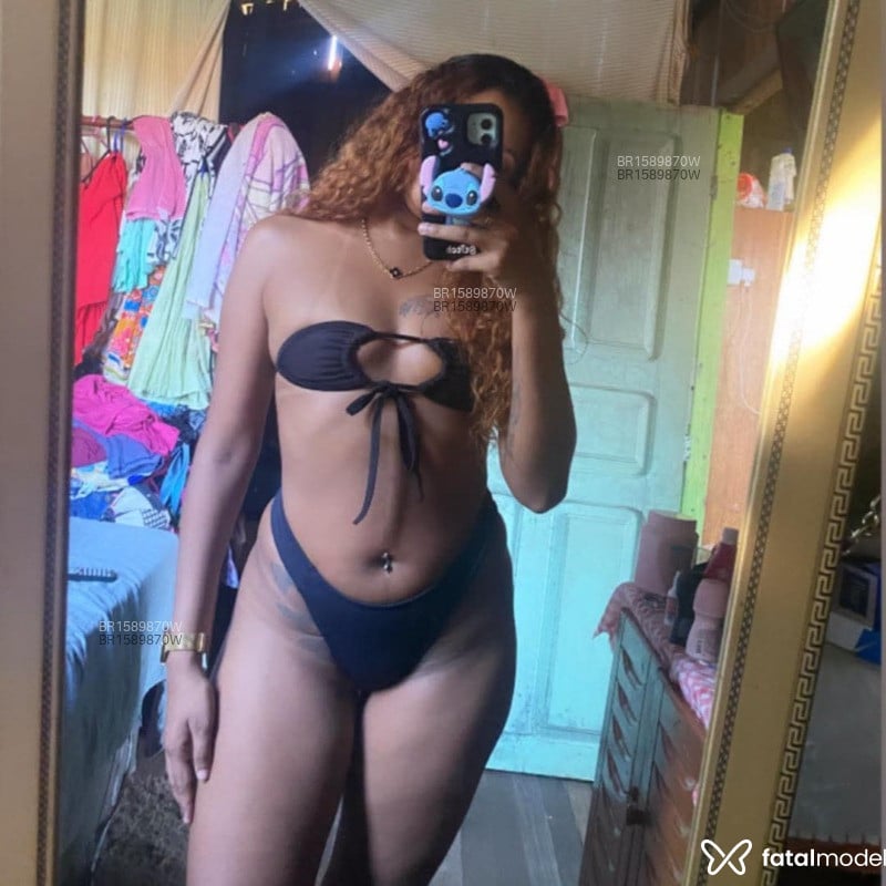 Acompanhante Emmanuelle - Feed