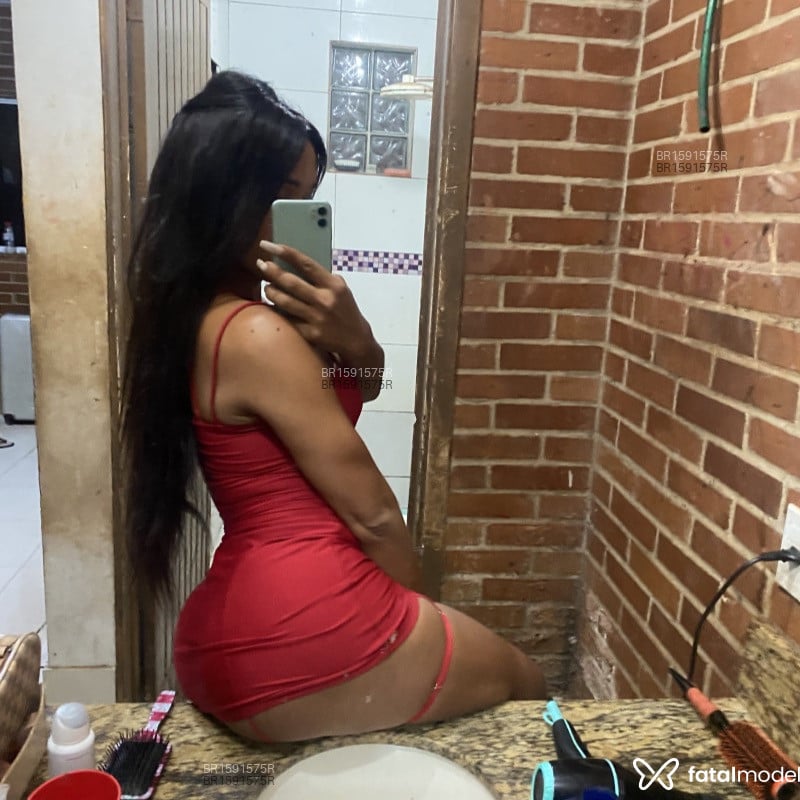 Acompanhante Kiara Belford - Feed