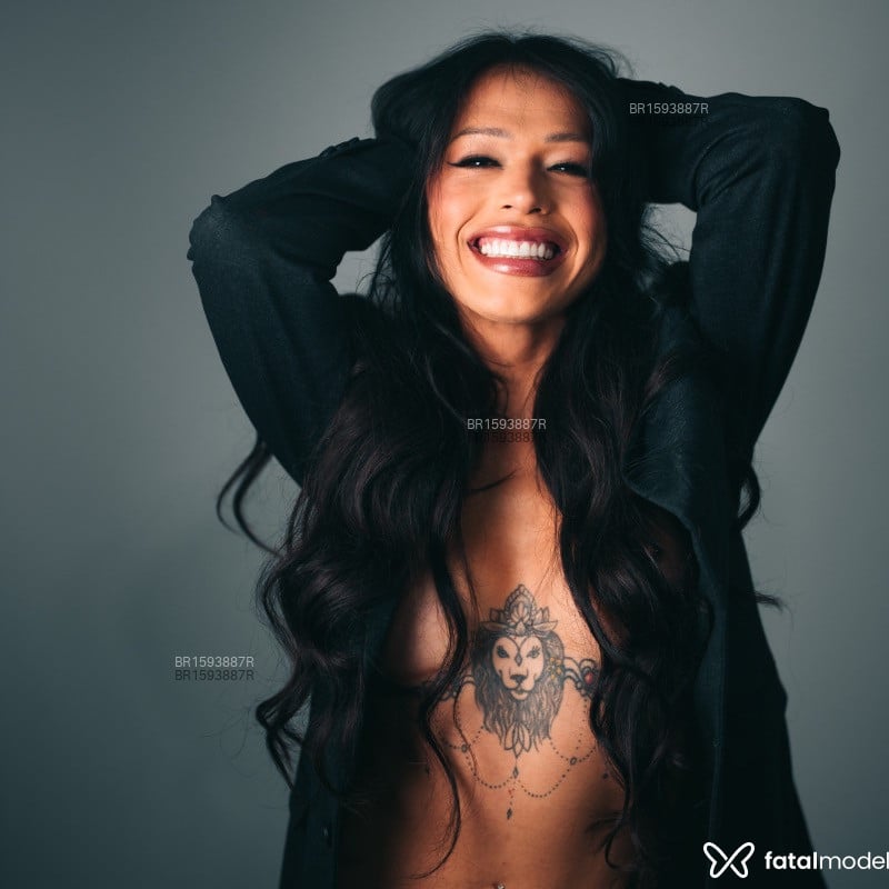 Acompanhante Rebecca - Feed