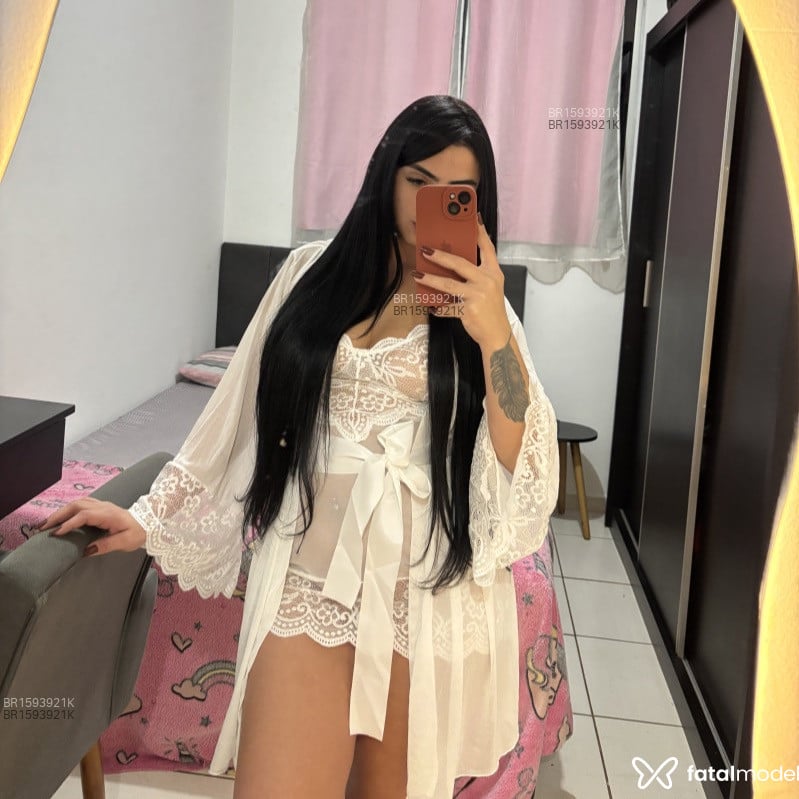Acompanhante Stelinha - Feed