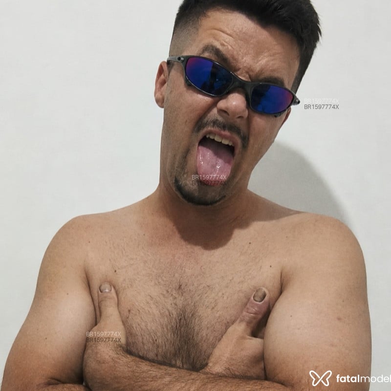 Acompanhante Clóvis - Feed