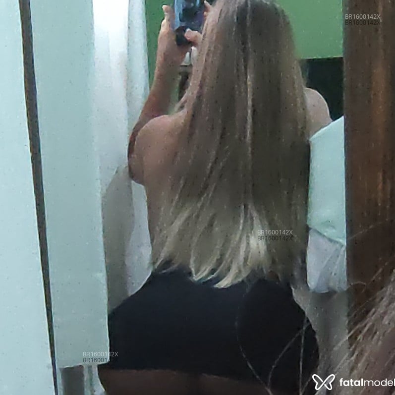 Acompanhante Luiza - Feed