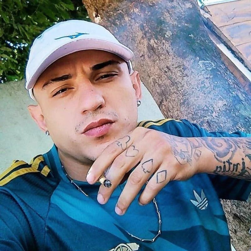 Acompanhante Lucas - Feed