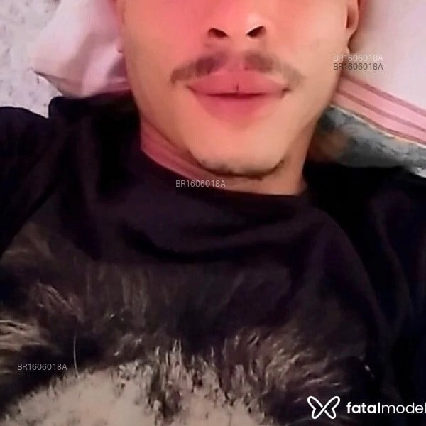 Acompanhante Ronaldo - Feed