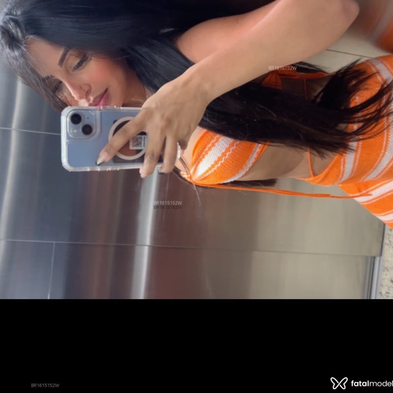 Acompanhante Carla - Feed