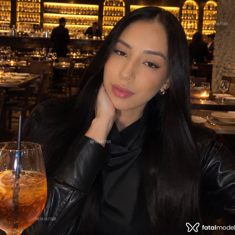 Acompanhante Carolina - Feed