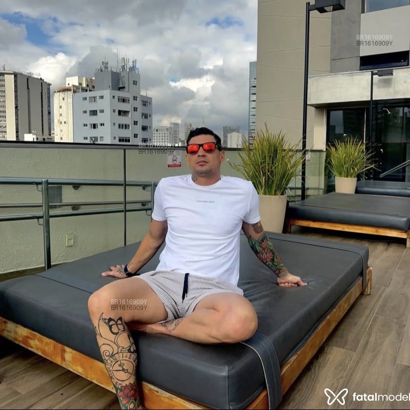 Acompanhante Eduardo - Feed