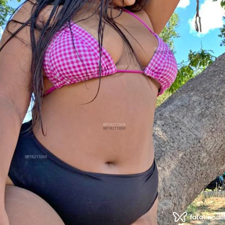 Acompanhante Rebeca - Feed