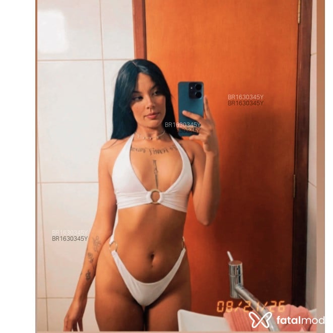 Acompanhante Babi - Feed