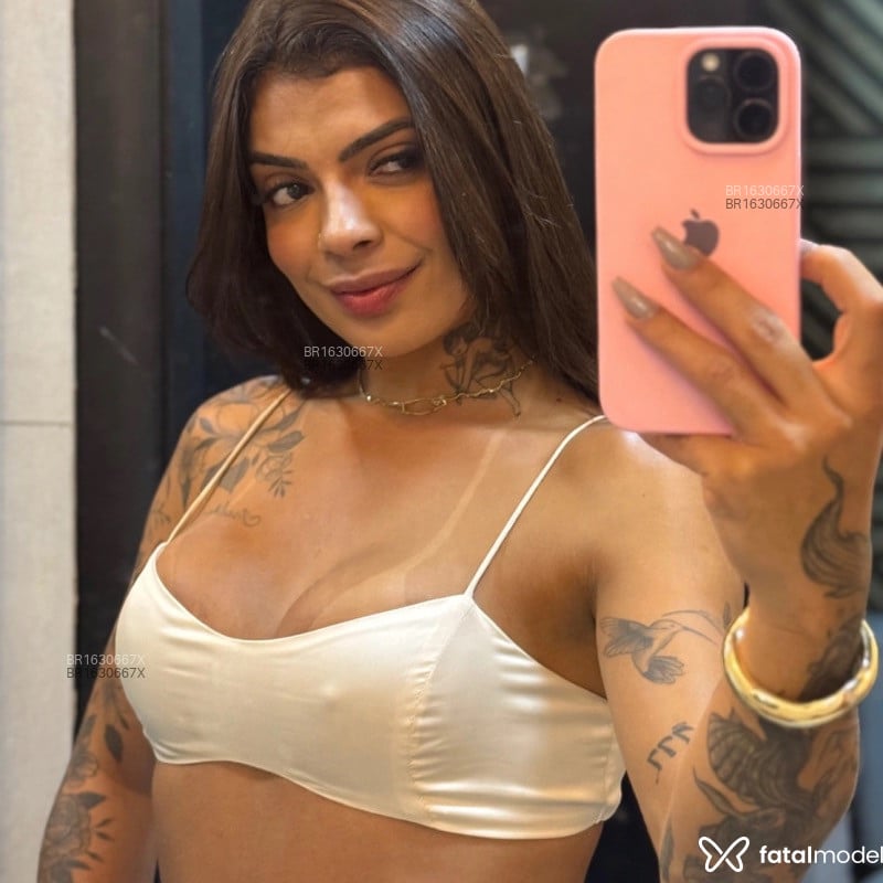 Acompanhante Bia - Feed