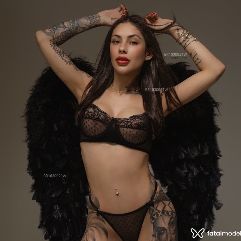 Acompanhante Brunna Carolinne - Feed