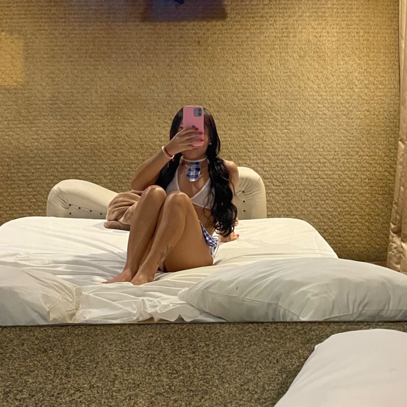 Acompanhante Aninha - Feed