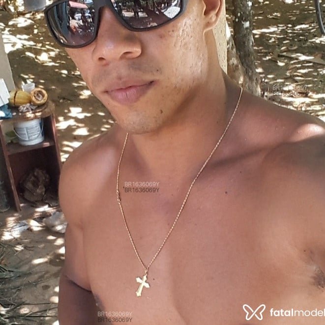 Acompanhante Carlos - Feed