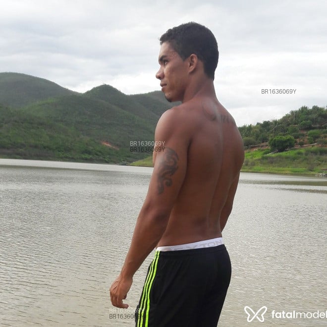 Acompanhante Carlos - Feed