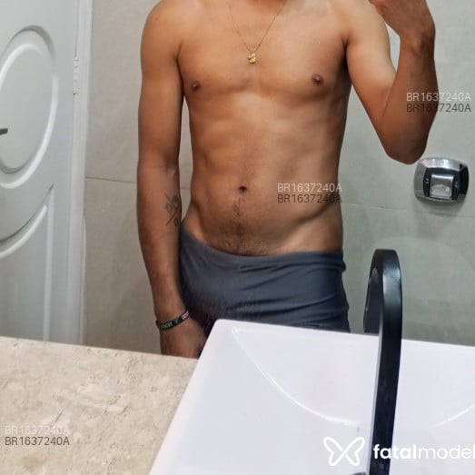 Acompanhante Matheus - Feed