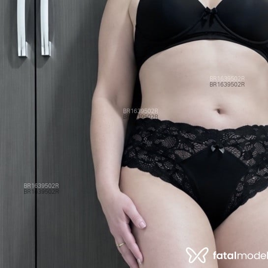 Acompanhante Natália - Feed