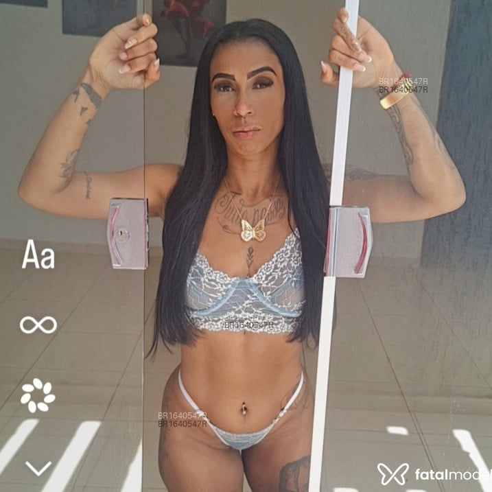 Acompanhante Lary Vasconcelos - Feed