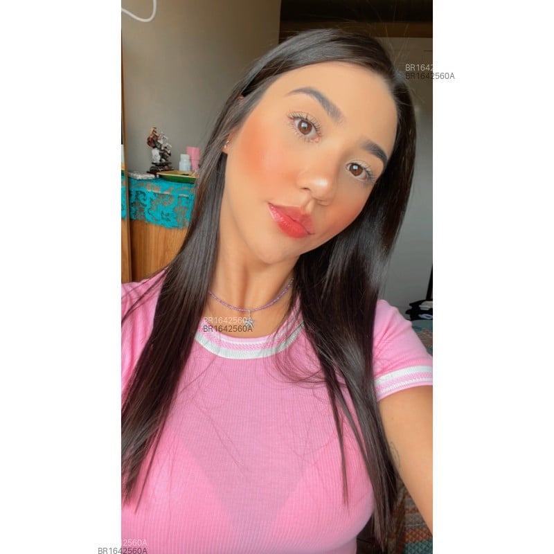 Acompanhante Agatha - Feed