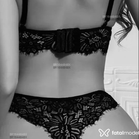 Acompanhante Luiza - Feed