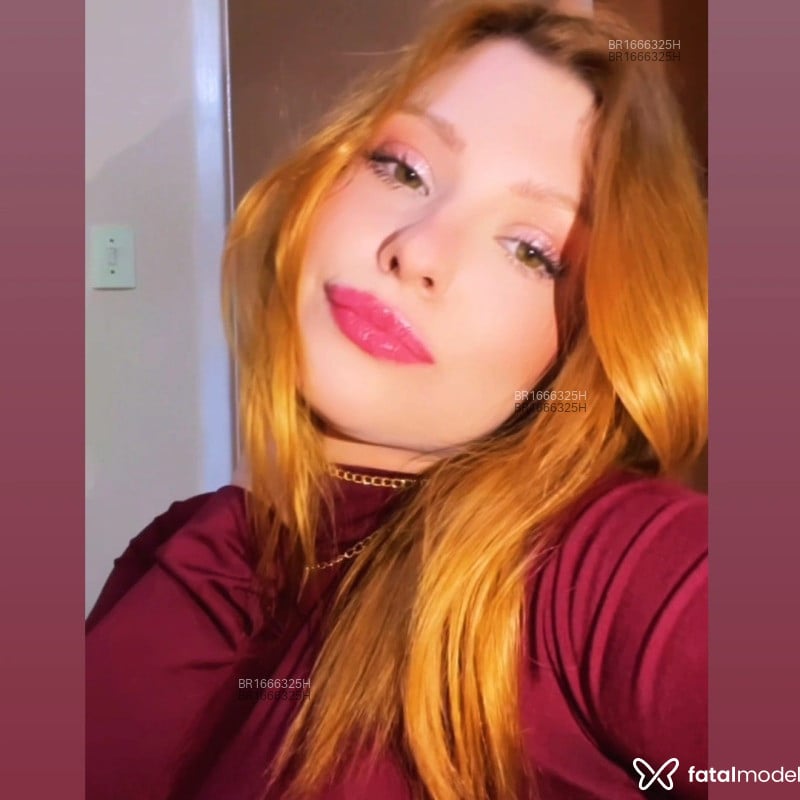 Acompanhante Miiih - Feed