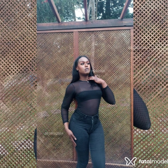 Acompanhante Viviane - Feed