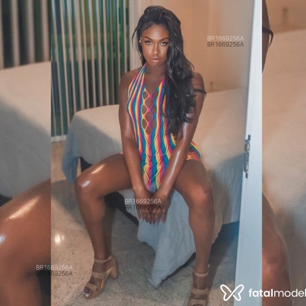 Acompanhante Viviane - Feed