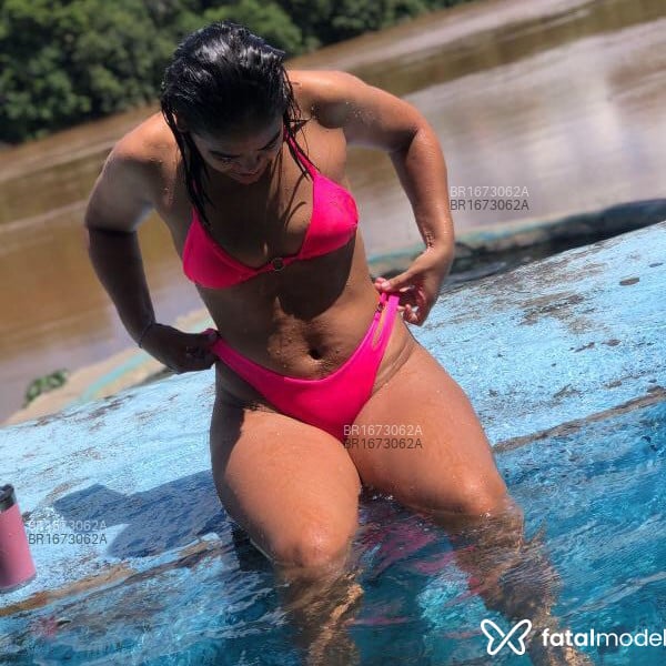 Acompanhante Camila - Feed