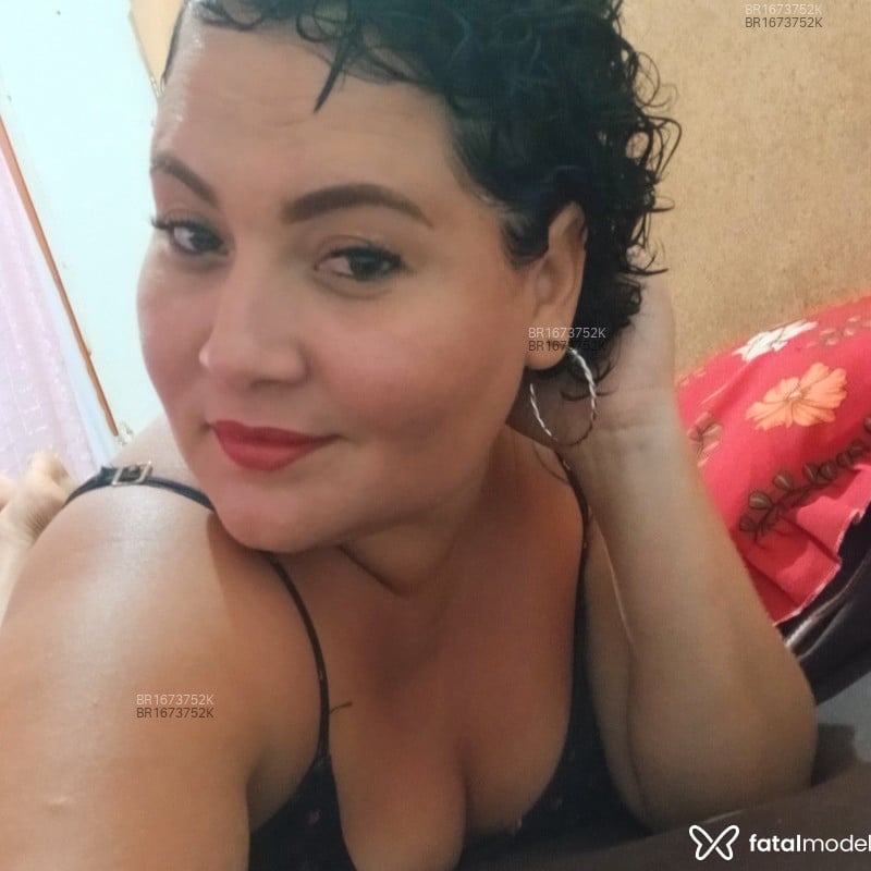 Acompanhante Gabi - Feed