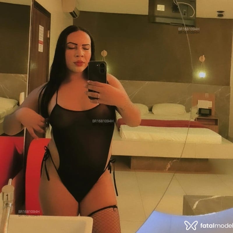 Acompanhante Emanuelle Soares - Feed