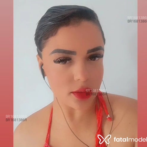 Acompanhante Isis - Feed