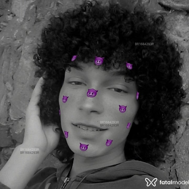 Acompanhante Candy - Feed