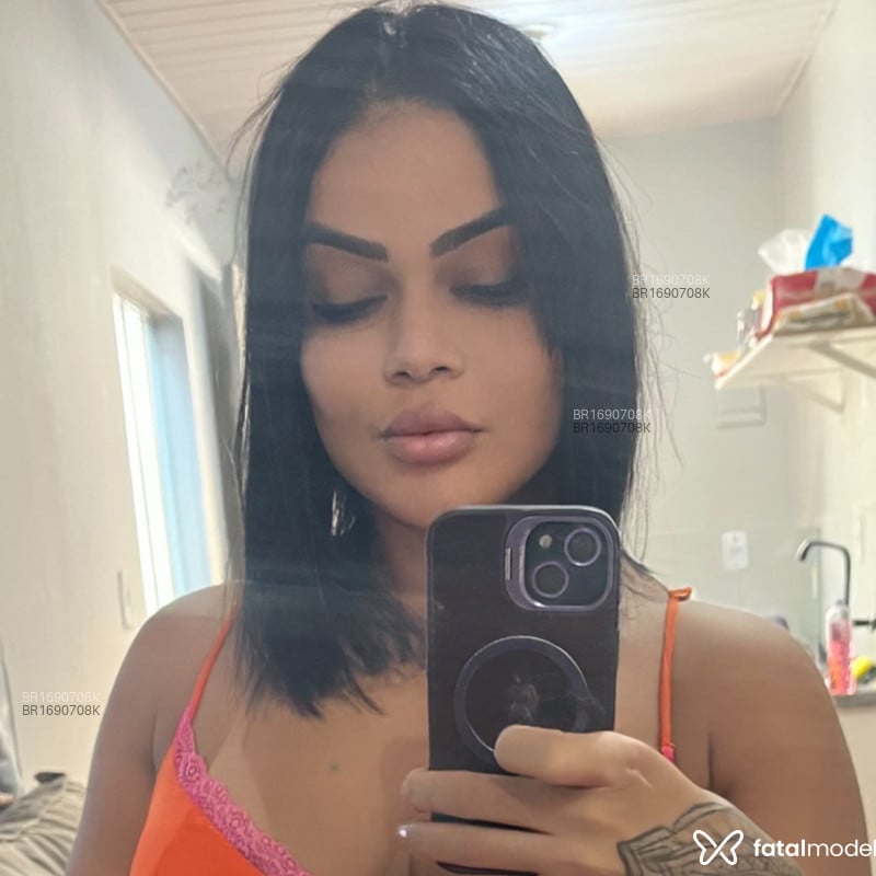 Acompanhante Caroline Gomes - Feed