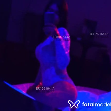 Acompanhante Morena - Feed