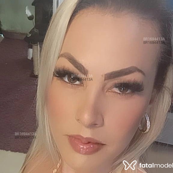 Acompanhante Camila Biank - Feed