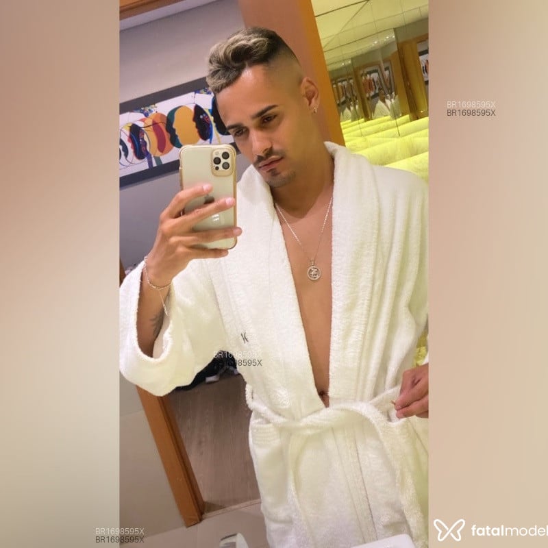 Acompanhante Guilherme - Feed