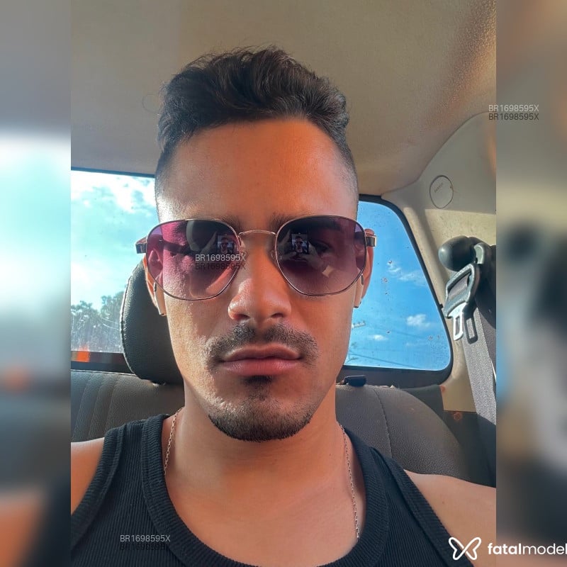 Acompanhante Guilherme - Feed